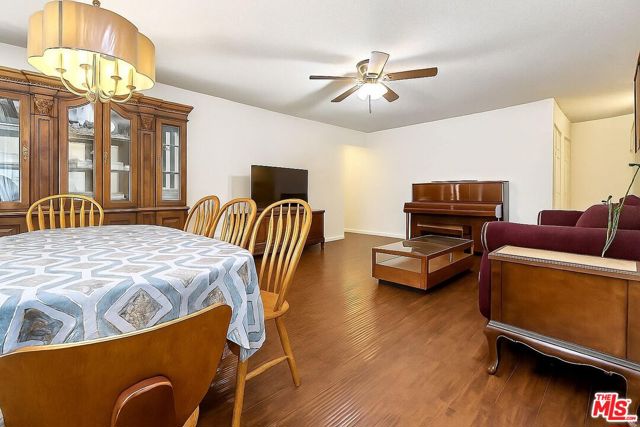 2912 5th Avenue, Los Angeles CA: https://media.crmls.org/mediaz/2bc19376-970d-4c95-8eb5-fe9fef1aee3a.jpg