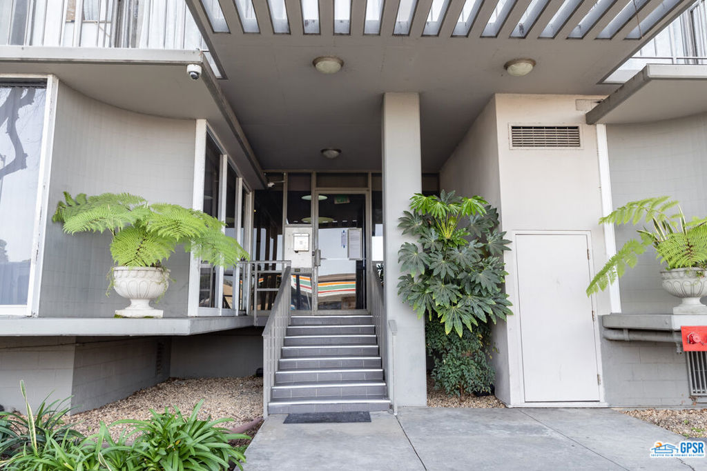 375 Atlantic Avenue 503, Long Beach, CA 90802