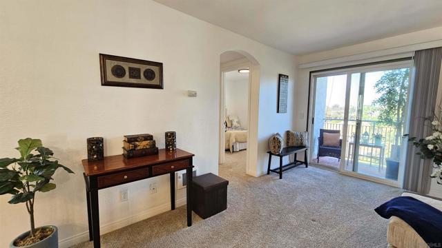 5252 Orange Ave, San Diego CA: https://media.crmls.org/mediaz/2bc25707-f266-45c6-a61d-f363cfbe0b8d.jpg