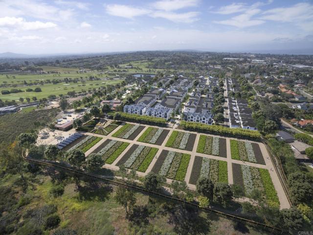 Detail Gallery Image 2 of 42 For 1303 Bergamo #201,  Encinitas,  CA 92024 - 2 Beds | 1/1 Baths