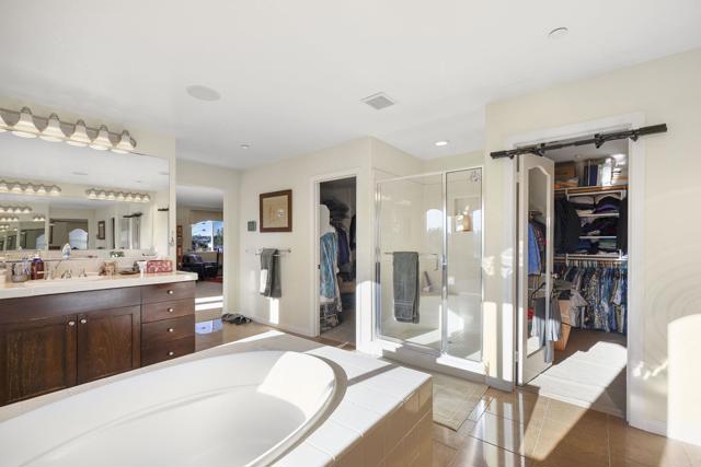 Detail Gallery Image 18 of 34 For 10353 Pinion, Escondido,  CA 92026 - 5 Beds | 4/1 Baths