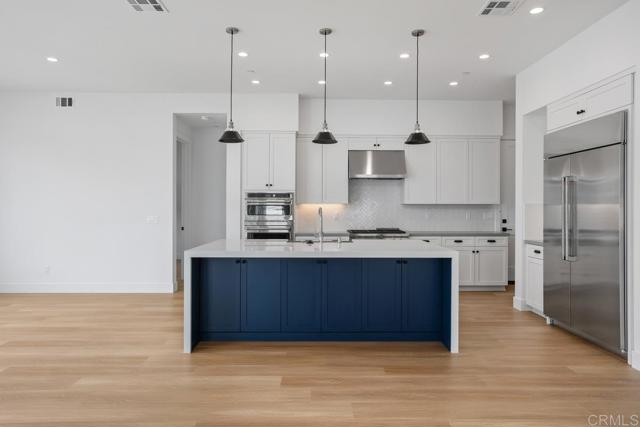 1215 Stonemark Place, Vista CA: https://media.crmls.org/mediaz/2bc4bac5-9596-4f68-8d9a-9855b2cfc72f.jpg