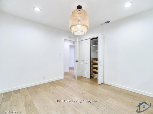 1038 Enderby Way, Sunnyvale CA: https://media.crmls.org/mediaz/2bc52697-6b27-43fe-b1bf-613956952273.jpg