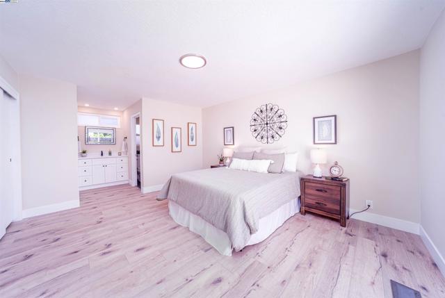 35459 Galen Pl, Fremont CA: https://media.crmls.org/mediaz/2bc58324-6e3a-4ca4-8961-24acc31b5ce2.jpg