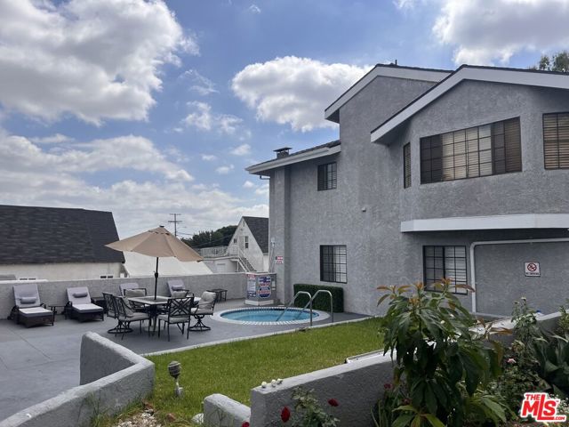 4345 W 154th Street, Lawndale CA: https://media.crmls.org/mediaz/2bc768de-e101-4d8c-b558-4210f9d6010b.jpg