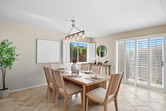 Detail Gallery Image 11 of 55 For 553 a Hygeia Ave. Ave, Encinitas,  CA 92024 - 3 Beds | 2/1 Baths