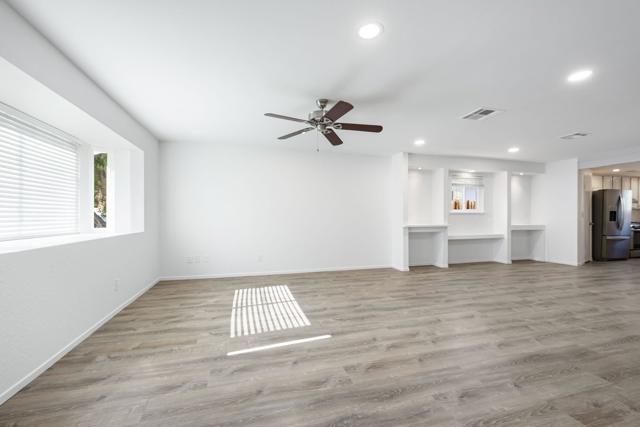 53967 Avenida Navarro, La Quinta CA: https://media.crmls.org/mediaz/2bc8be4e-62c2-4339-bfaf-503097dd11db.jpg