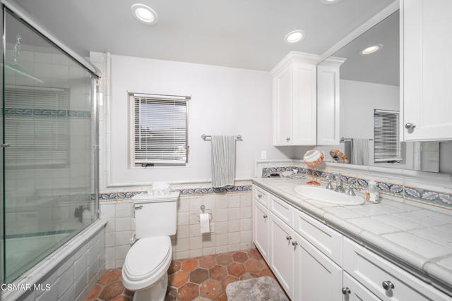1451 E La Loma Avenue, Somis CA: https://media.crmls.org/mediaz/2bc9cc53-874a-45b0-a3bf-de075525a780.jpg