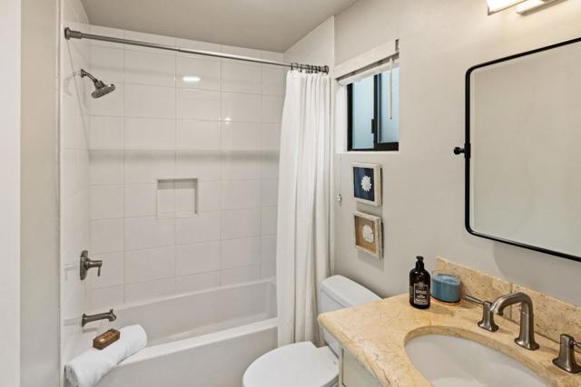 303 Del Robles Avenue, Monterey CA: https://media.crmls.org/mediaz/2bca45e4-07d2-4959-8dc2-2cc7776afef1.jpg