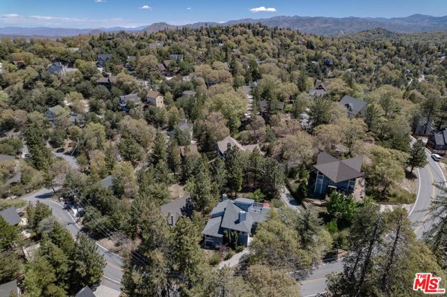 Image 37 of 40 For 27322 Matterhorn Drive