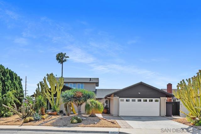 1454 Lantana Avenue, Chula Vista CA: https://media.crmls.org/mediaz/2bcb0294-e454-4bf1-82aa-777108a33e6c.jpg