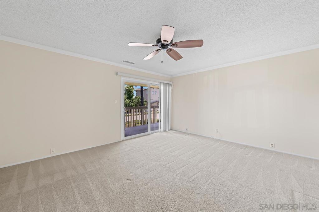 1044 La Ventana - photo 17