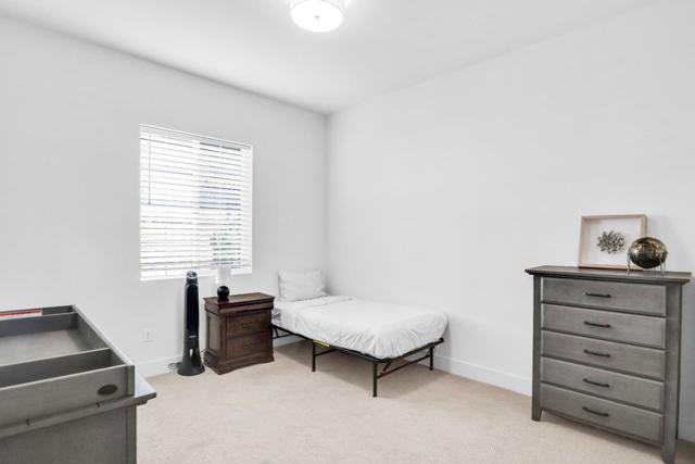 6326 Moser Way, Tracy CA: https://media.crmls.org/mediaz/2bcc0ee7-4fb9-4c27-abad-fada9c564984.jpg