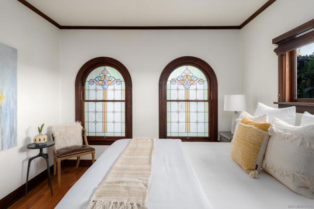 3077 Landis St, San Diego CA: https://media.crmls.org/mediaz/2bcd2966-63f5-4b9a-8e87-46180958ce89.jpg