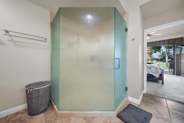 186 Running Springs Drive, Palm Desert CA: https://media.crmls.org/mediaz/2bcd8f8e-08e0-4a61-af4c-95157efb0115.jpg
