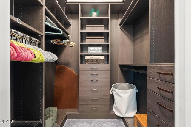 Detail Gallery Image 11 of 32 For 2112 Bermuda Dunes Pl, Oxnard,  CA 93036 - 3 Beds | 2/1 Baths