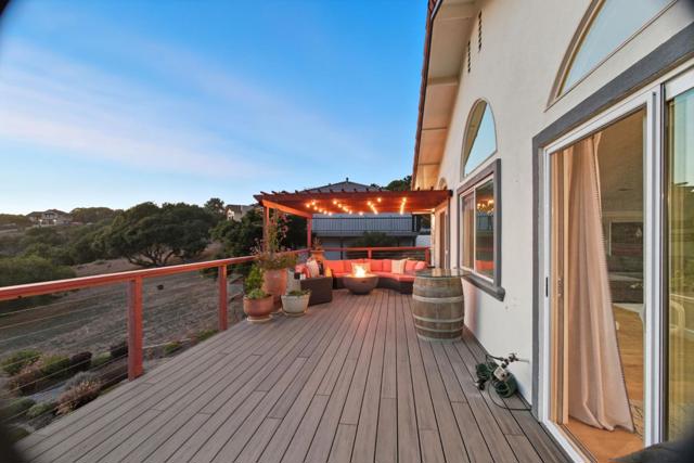 18530 Berta Ridge Place, Salinas CA: https://media.crmls.org/mediaz/2bcfc363-1a44-4108-a227-0d61aef957ba.jpg