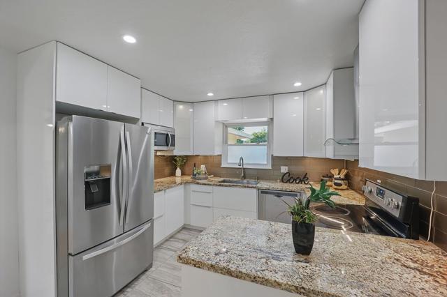 4510 Calaveras Avenue, Fremont CA: https://media.crmls.org/mediaz/2bd0220d-bb80-4478-af16-ca37591904e1.jpg