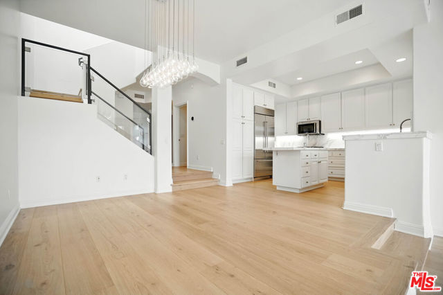 6440 Lunita Road, Malibu CA: https://media.crmls.org/mediaz/2bd2358b-a278-48ff-bb32-d64b51a7e9c0.jpg