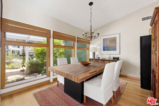 3617 Cody Road photo 6
