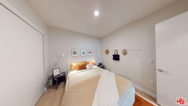 Virtually staged model home ph