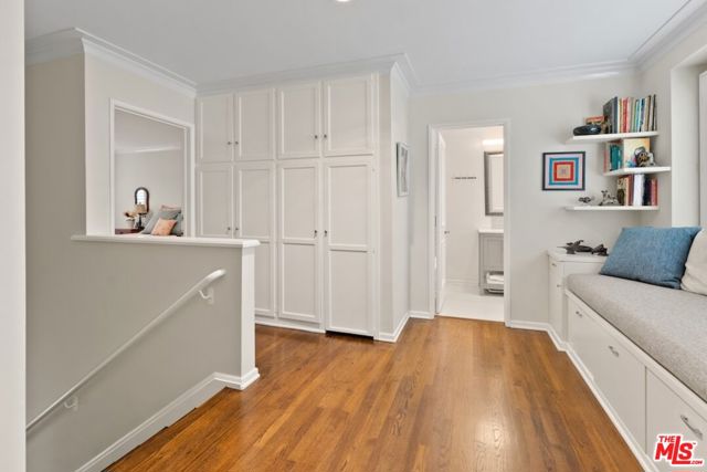 11051 Strathmore Drive, Los Angeles CA: https://media.crmls.org/mediaz/2bd33351-4baa-4c98-9e04-f2180173a5c3.jpg