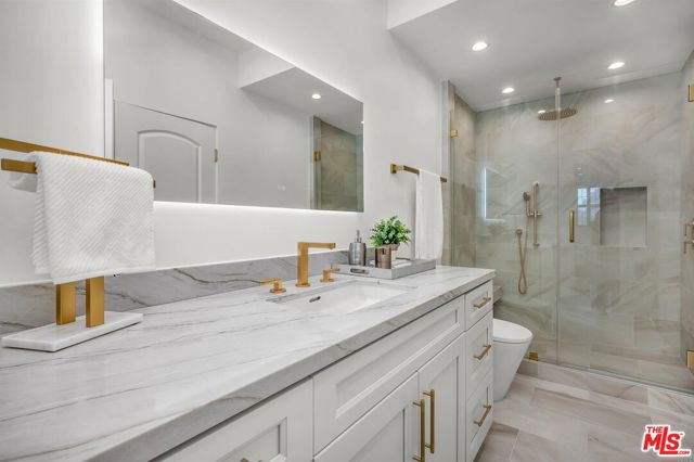 Drew Fenton | 2205 Canyonback Road Los Angeles CA | MLS: 7423951