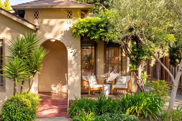 763 College Avenue, Menlo Park CA: https://media.crmls.org/mediaz/2bd374f7-7756-4c03-9cbf-2a610490d2ff.jpg