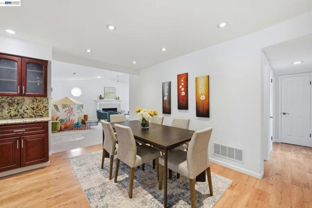 6387 Narcissus Ave, Newark CA: https://media.crmls.org/mediaz/2bd3afc3-8074-4fba-a0ca-701cb5283ac7.jpg