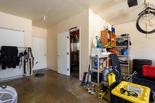 2085 Addison Avenue, East Palo Alto CA: https://media.crmls.org/mediaz/2bd48e9d-1a9c-4b59-9da2-633318ac7eb7.jpg