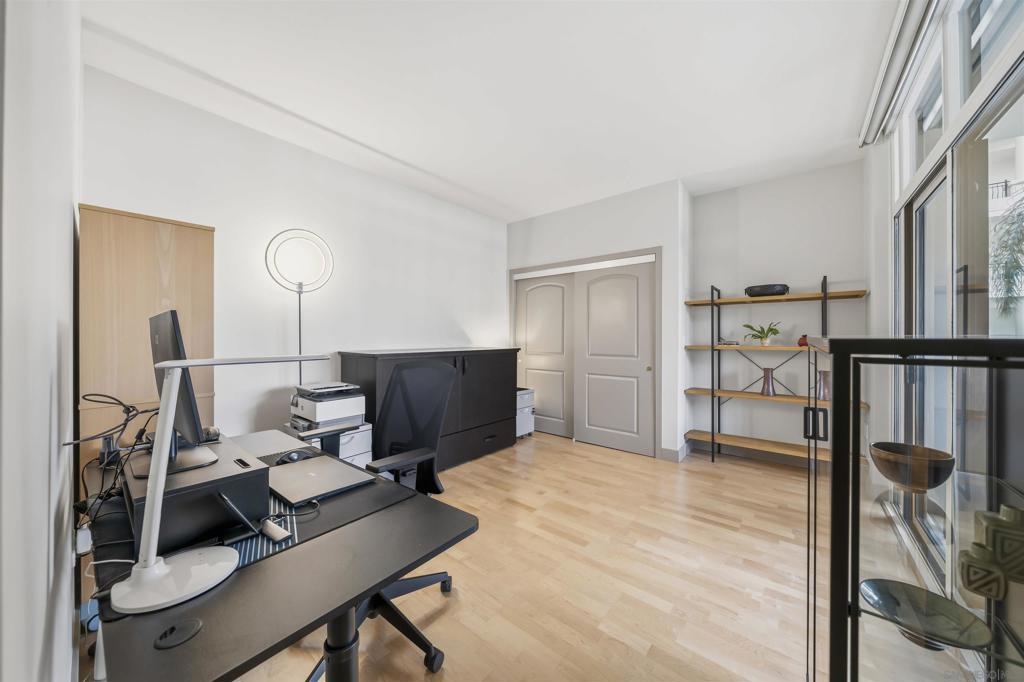700 Harbor - photo 20