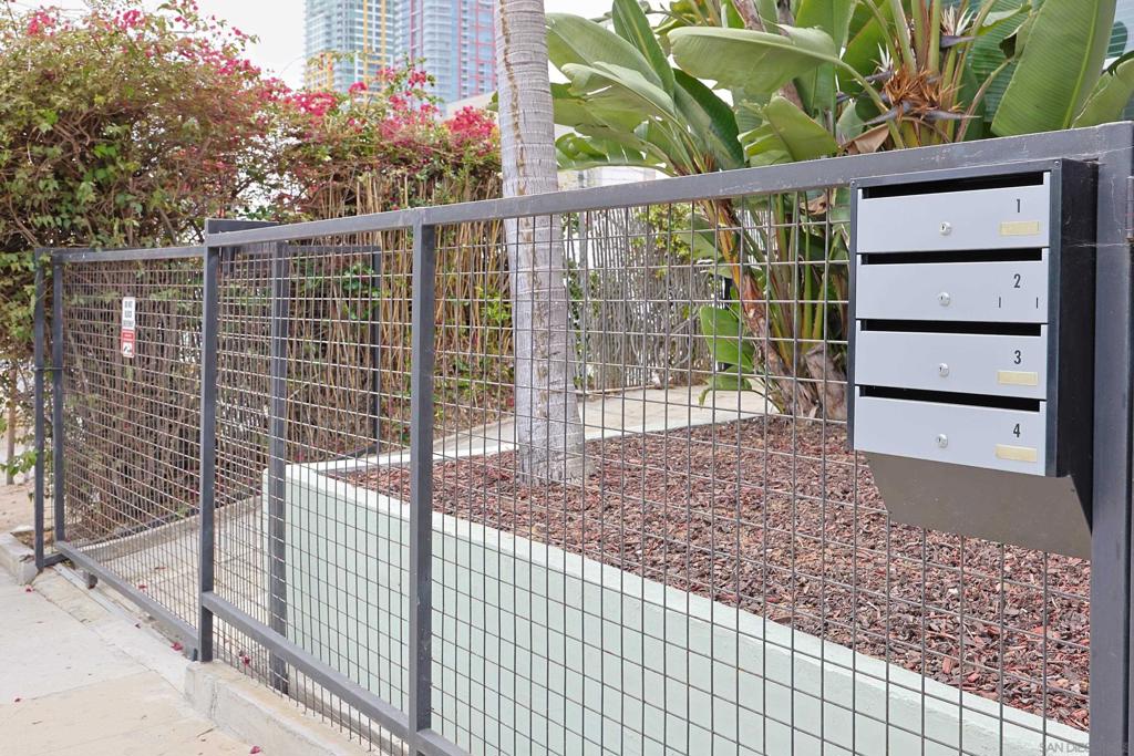 MLS #250030466SD img 26