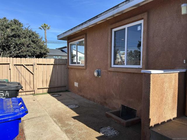 Image 12 of 13 For 6515 Osler St