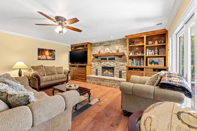 13700 Sycamore Drive, Morgan Hill CA: https://media.crmls.org/mediaz/2bd7a899-ae7d-46aa-8416-6b52a06c4307.jpg