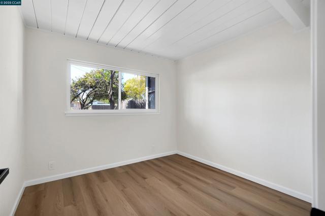 197 Carolos Drive, Pacheco CA: https://media.crmls.org/mediaz/2bd8a378-86d8-4200-abcf-a7471f75e694.jpg