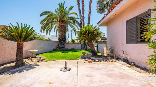 79755 Ryan Way, Bermuda Dunes CA: https://media.crmls.org/mediaz/2bd924d1-ddad-4c2c-ae77-12043c9247b9.jpg