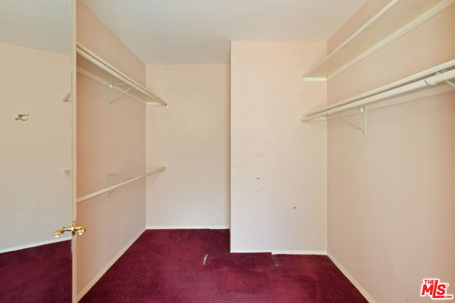 1541 Cardiff Avenue, Los Angeles CA: https://media.crmls.org/mediaz/2bd94bc8-a15a-4f88-a902-b0618f021d6c.jpg