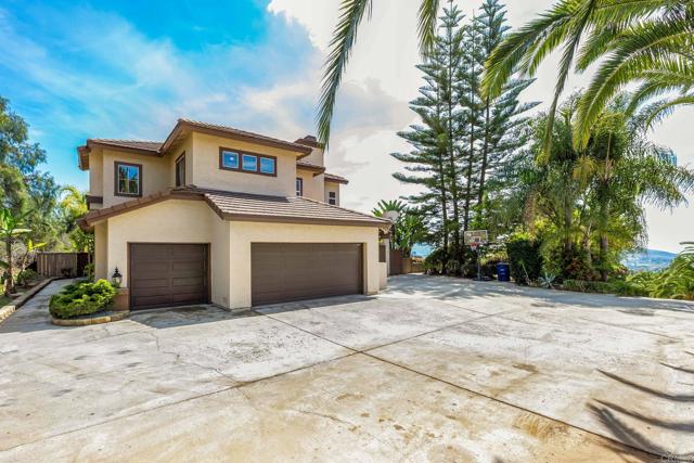 14797 Wild Colt Place, Jamul CA: https://media.crmls.org/mediaz/2bda39c4-3d2a-4ef4-84fb-9d7cd88a03e9.jpg