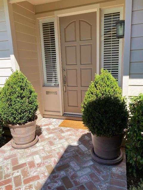 Details for 11 Chateau Drive, Menlo Park, CA 94025