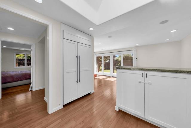 1024 Berkeley Avenue, Menlo Park CA: https://media.crmls.org/mediaz/2bdb14ef-91a8-4fb7-a19d-bb8c432b4cec.jpg