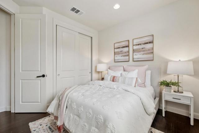 101 Butterweed Lane, Brisbane CA: https://media.crmls.org/mediaz/2bdbc863-4845-48b9-953b-b3efa5e773e9.jpg
