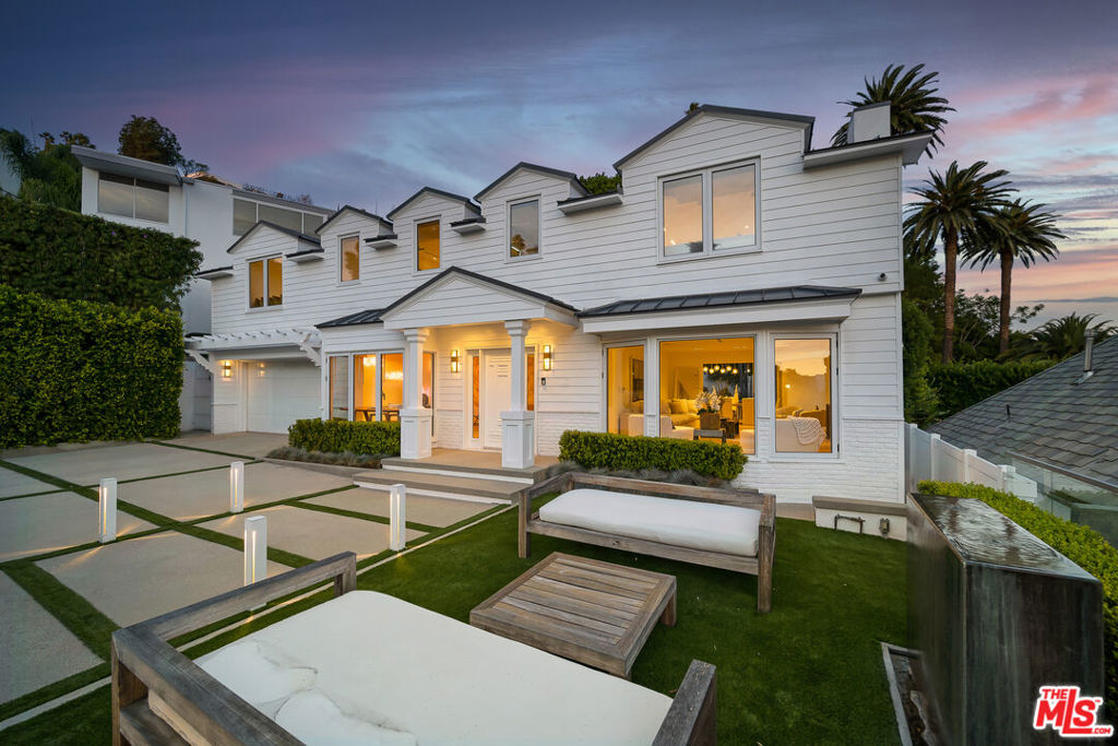 1330 Londonderry Place — image 1