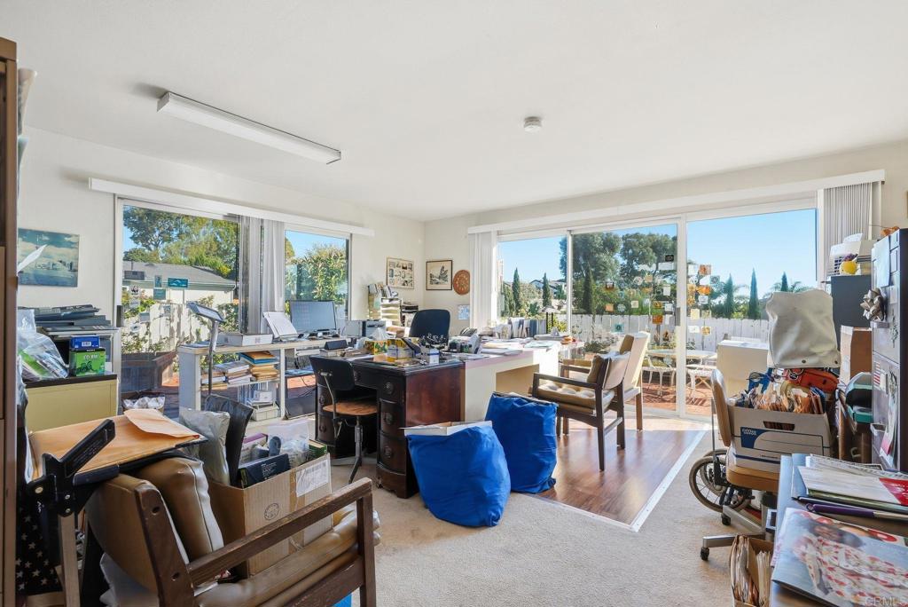 5455 Parkview Dr - photo 17