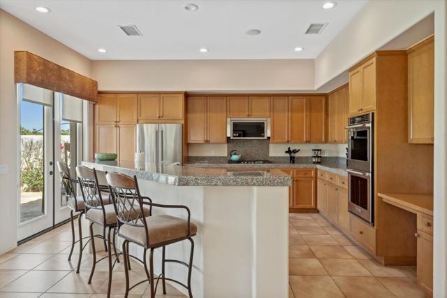 80788 Hermitage, La Quinta CA: https://media.crmls.org/mediaz/2bde8616-e96e-47f6-a2aa-a10a2d97eef8.jpg