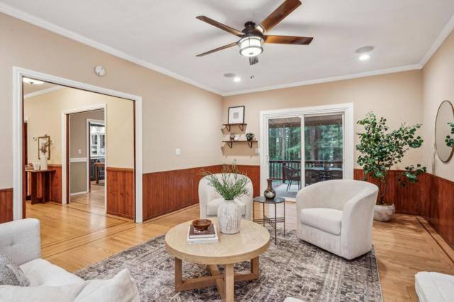13872 Silver Sky Way, Woodside CA: https://media.crmls.org/mediaz/2bde8933-1a15-4a98-b67a-11e72541449b.jpg