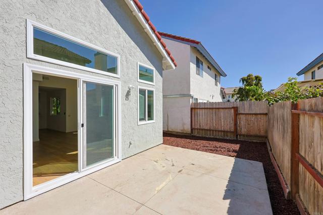 Detail Gallery Image 37 of 41 For 249 Blackbird Way, Oceanside,  CA 92057 - 3 Beds | 3 Baths