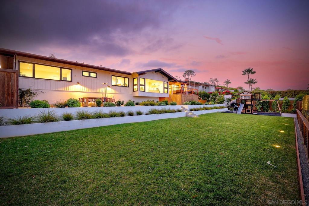 2980 Nichols St - photo 16