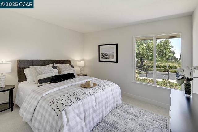 2101 PTARMIGAN DR, Walnut Creek CA: https://media.crmls.org/mediaz/2be07e93-b8a1-4c34-a186-68f8deb41d7a.jpg