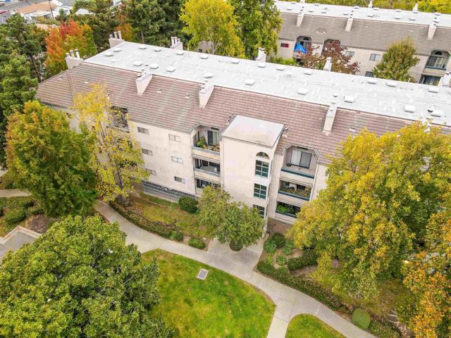 25850 Kay Ave, Hayward CA: https://media.crmls.org/mediaz/2be2b67d-bece-4865-a419-673b811319fc.jpg