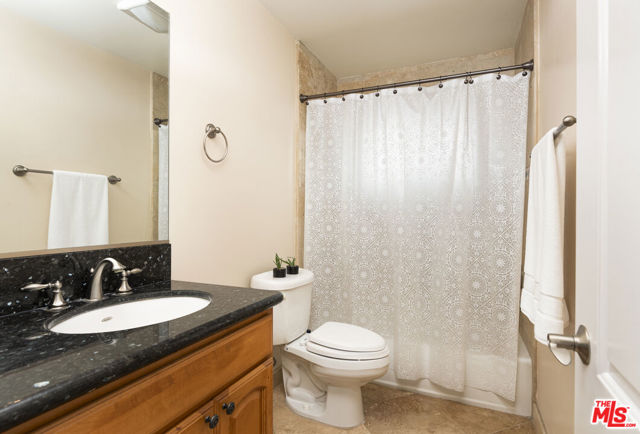 4535 W 168th Street, Lawndale CA: https://media.crmls.org/mediaz/2be2cffc-89cf-4457-9edc-22638963dbfe.jpg